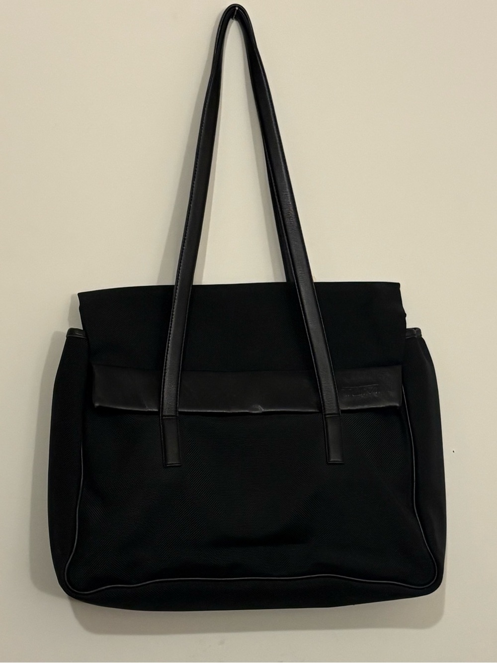 Tumi Alpha Briefcase Bag With Over The Shoulder Handels In Black